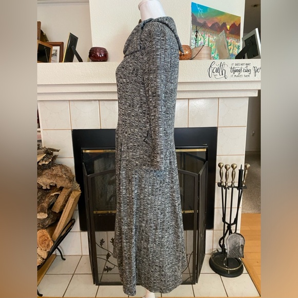 Robbie Bee Women’s Midi Sweater Dress, Fit & Flare, Gray/Black Size L - Picture 2 of 11